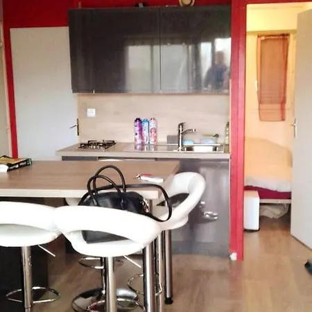Apartmán Confortable A De 25 M² Avec Jardin Houlgate